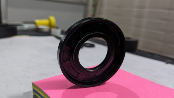 Oil Seal 25*47*7mm (Viton)
