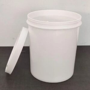White Colour Plastic Container with Lid. Size 1 Ltr.